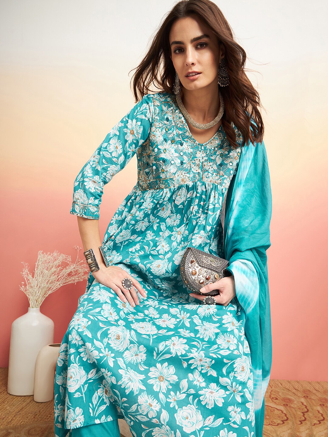 

Sangria Floral Printed Thread Work Pure Cotton A-Line Kurta & Trousers With Dupatta, Turquoise blue