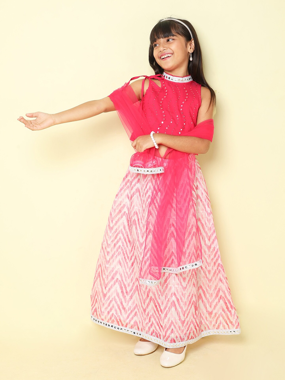 

taffykid Embroidered Mirror Work Ethnic Lehenga & Blouse With Dupatta, Pink