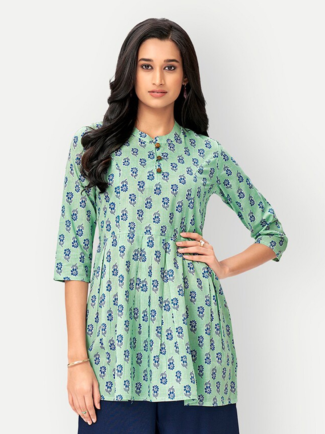 

DRESOUL Floral Print Mandarin Collar Pure Cotton Kurti, Green