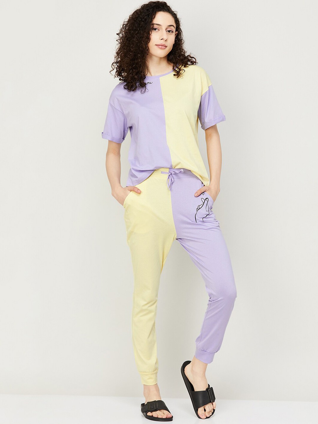 

Ginger by Lifestyle Colourblocked Pure Cotton T-shirt With Joggers, Yellow