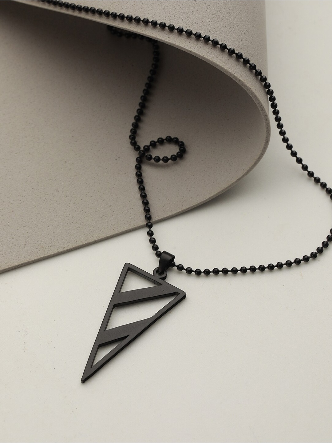 

Bold by Priyaasi Triangular Pendant With Chain, Black