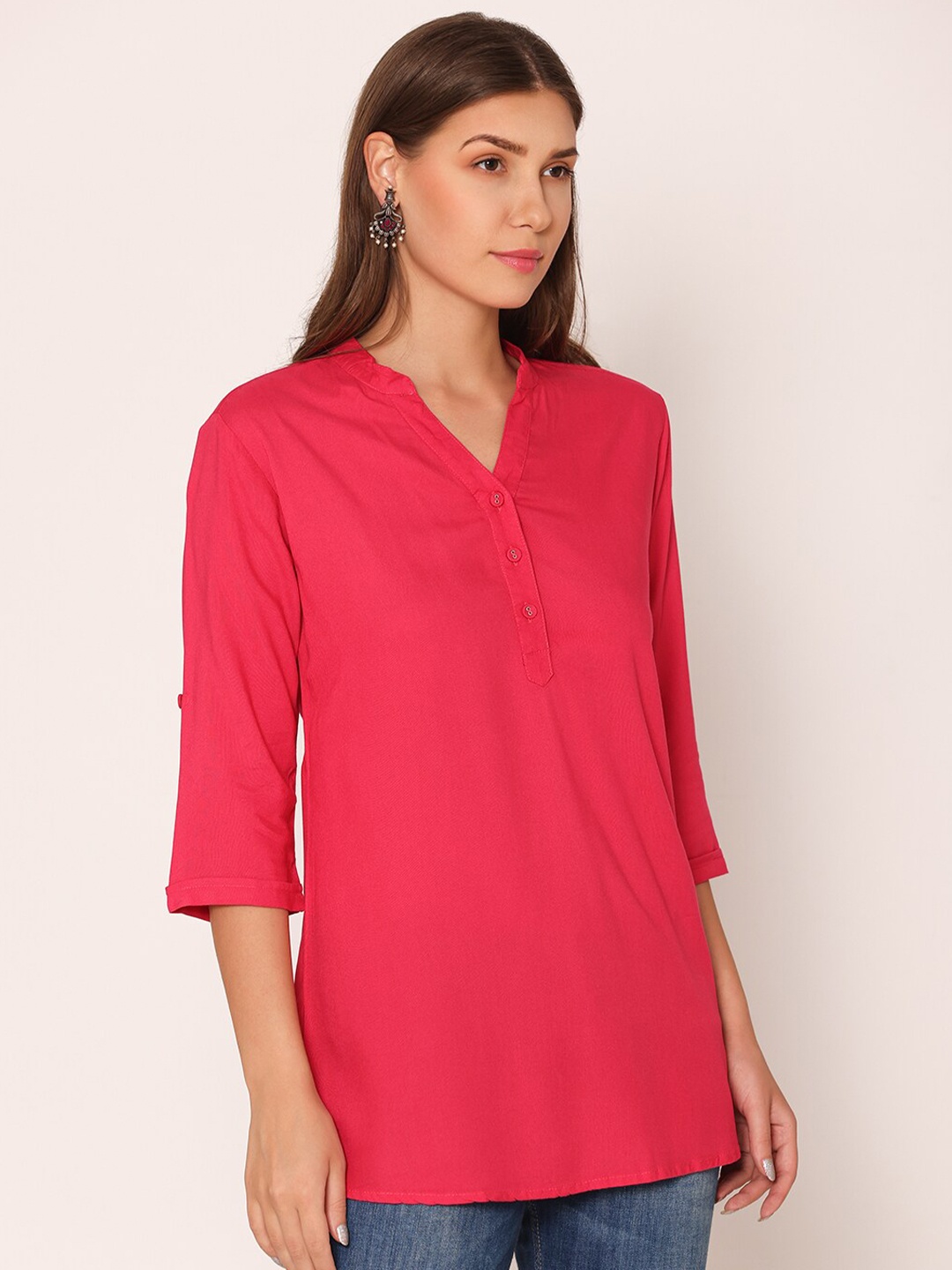 

Vami Mandarin Collar Roll Up Sleeve Kurti, Fuchsia