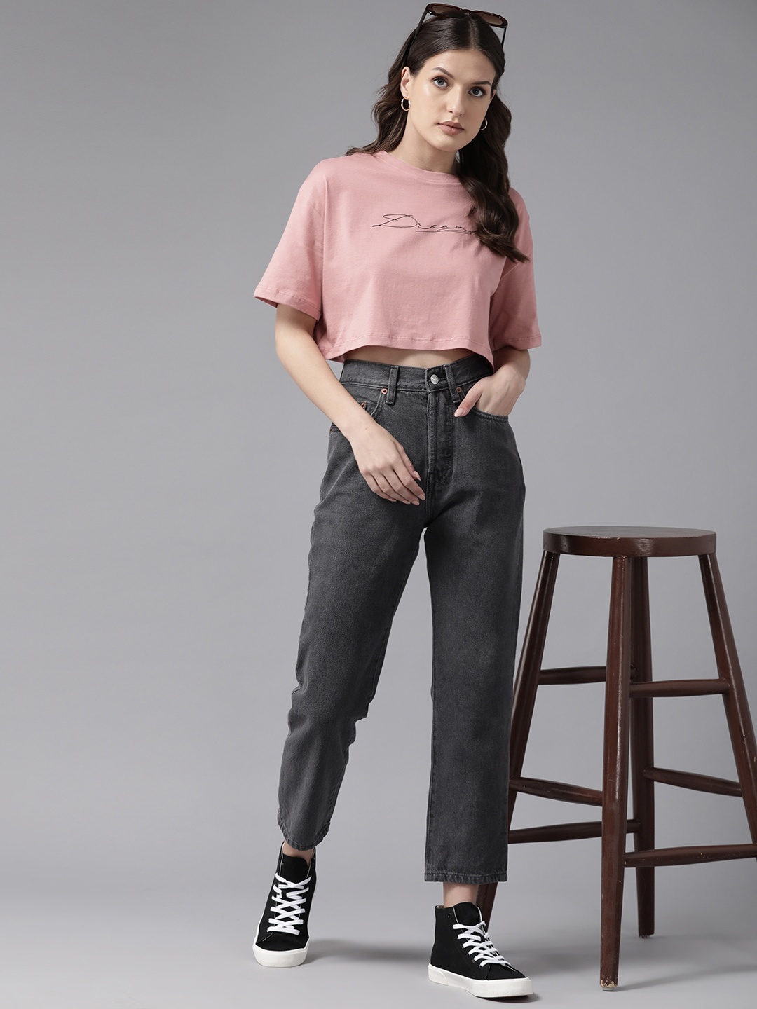 

Roadster Women Typography Printed Drop-Shoulder Sleeves Boxy T-shirt, Pink