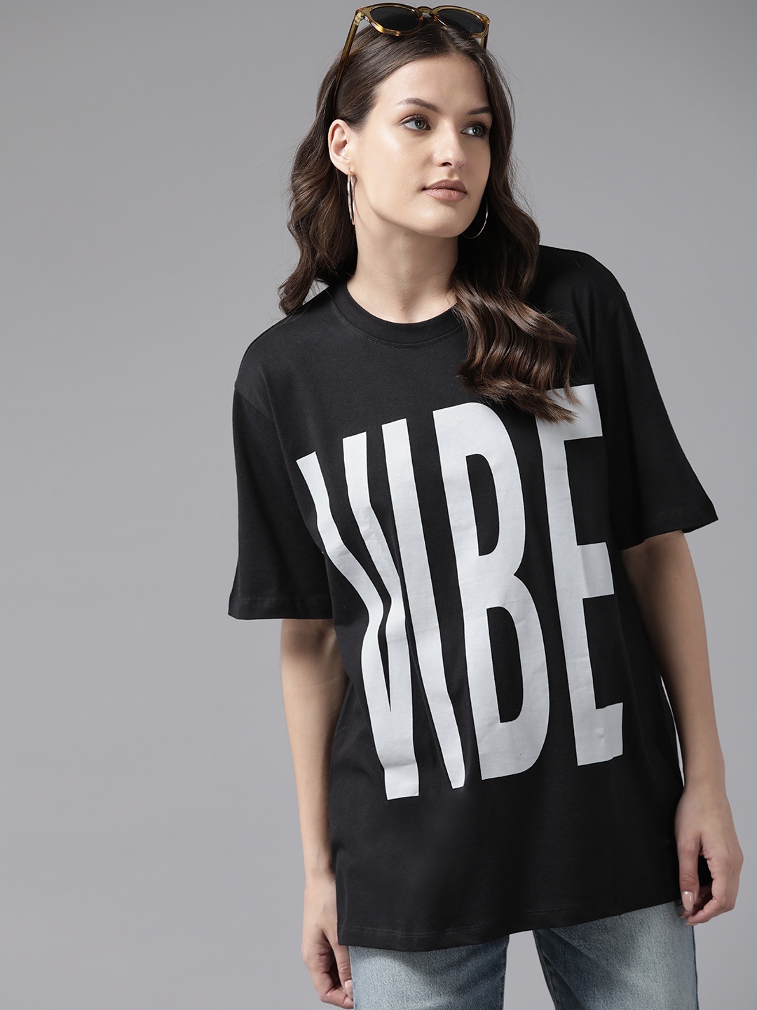 

Roadster Women Typography Printed Drop-Shoulder Sleeves T-shirt, Black