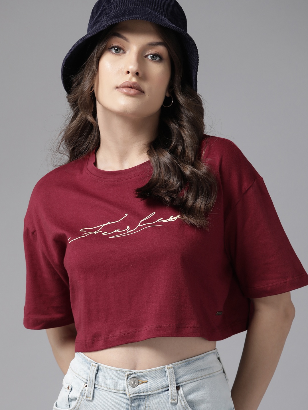 

Roadster Women Typography Printed Drop-Shoulder Sleeves Boxy T-shirt, Maroon