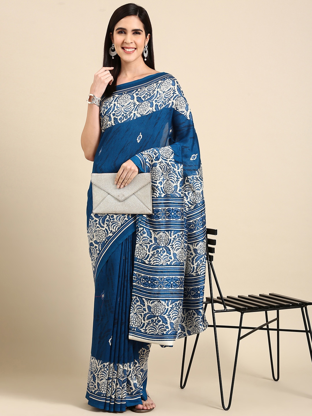 

HERE&NOW Floral Printed Silk Blend Saree, Blue