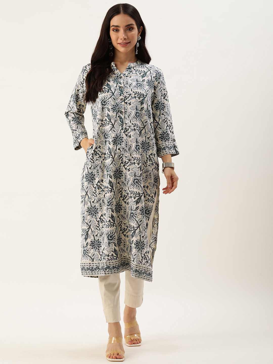 

AMUKTI Women Floral Printed Straight Kurta, Blue