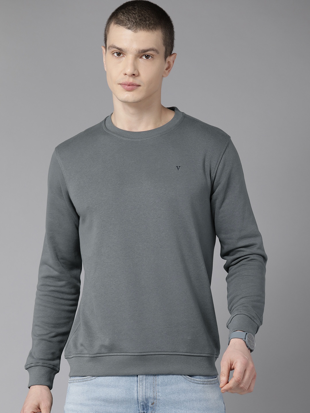 

Van Heusen Men Slim Fit Sweatshirt, Grey