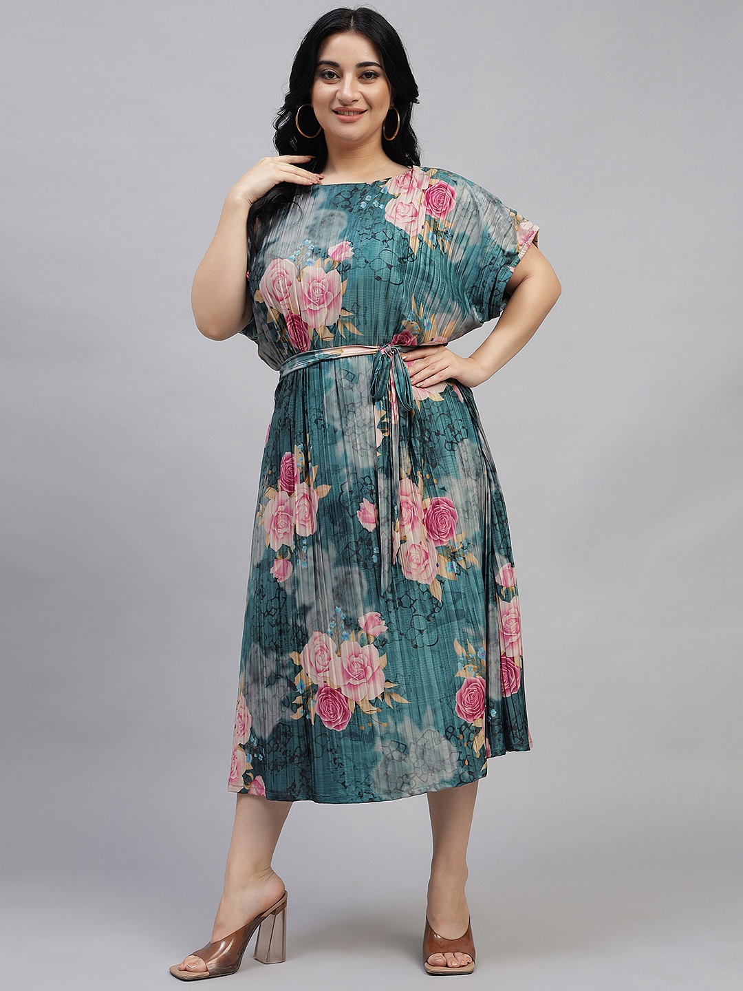 

Curvy Lane Extended Sleeves Floral Printed Accordion Pleats A-Line Midi Dress, Green