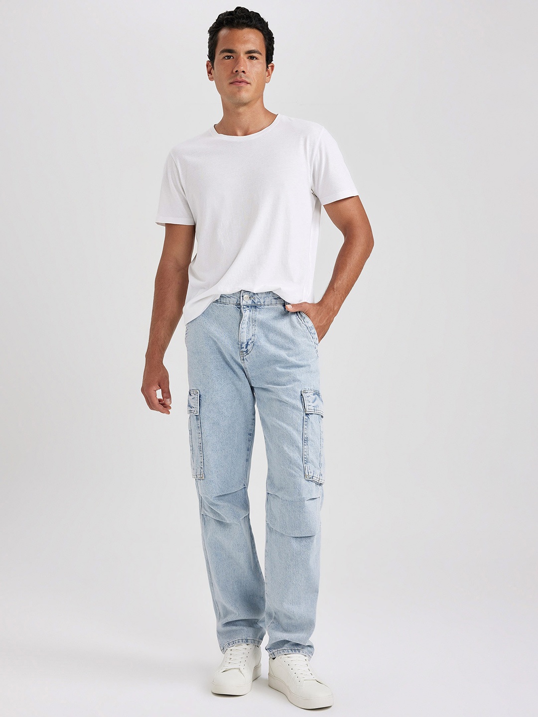 

DeFacto Men Pure Cotton Cargos Trousers, Blue