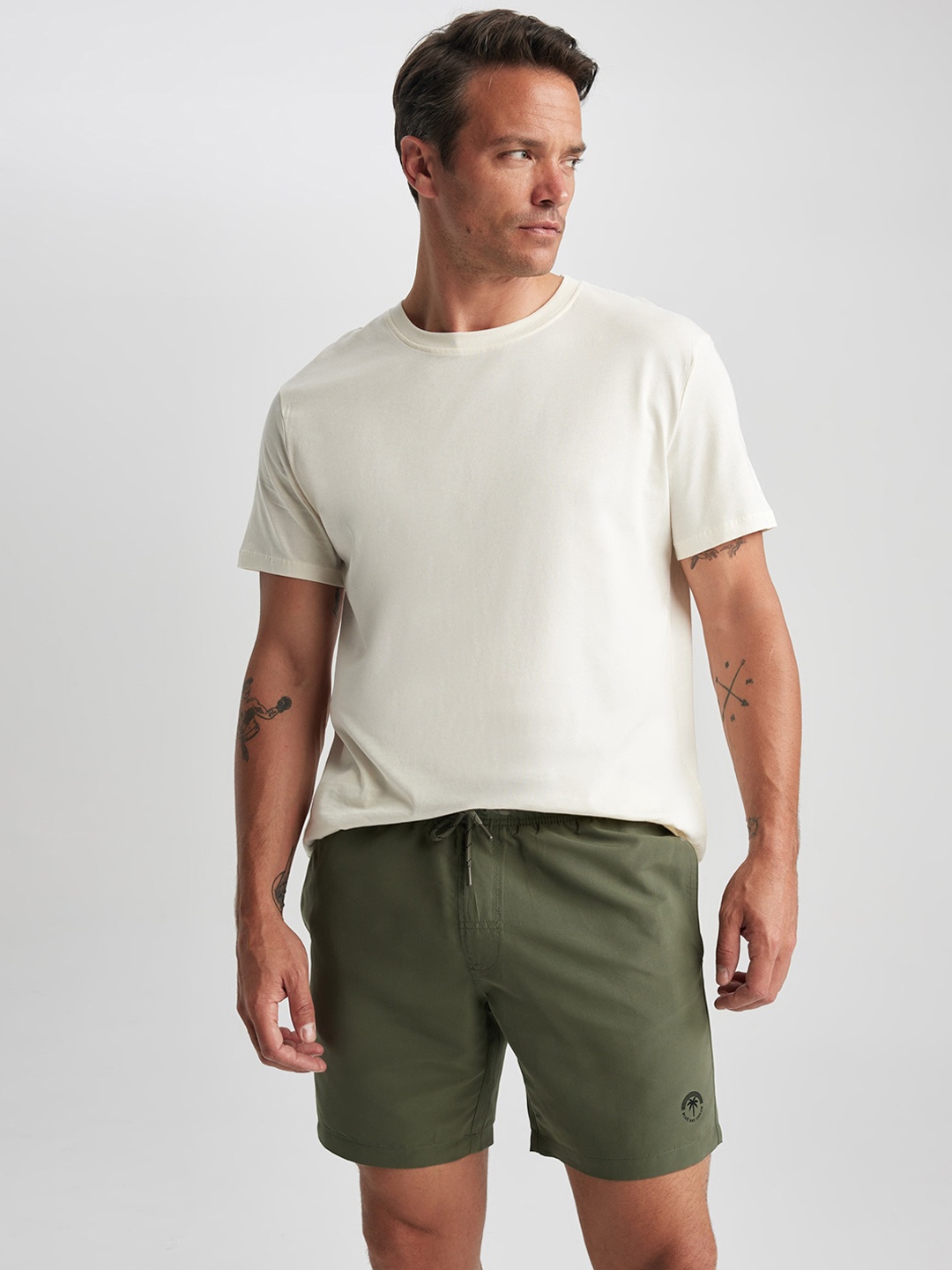 

DeFacto Men Mid-Rise Swim Shorts, Olive