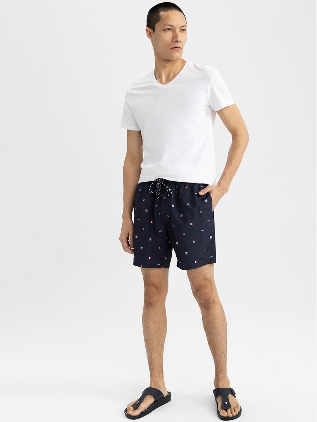 

DeFacto Nautical Printed T-shirt & Shorts Swim Set, White