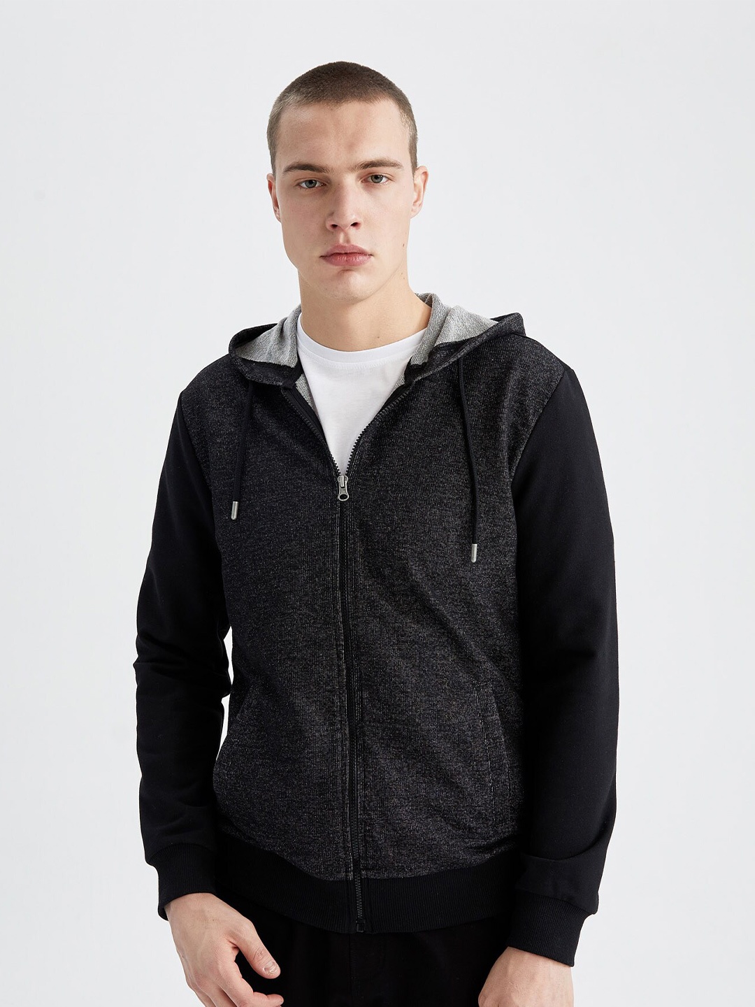 

DeFacto Colourblocked Hooded Front-Open Sweatshirt, Grey melange