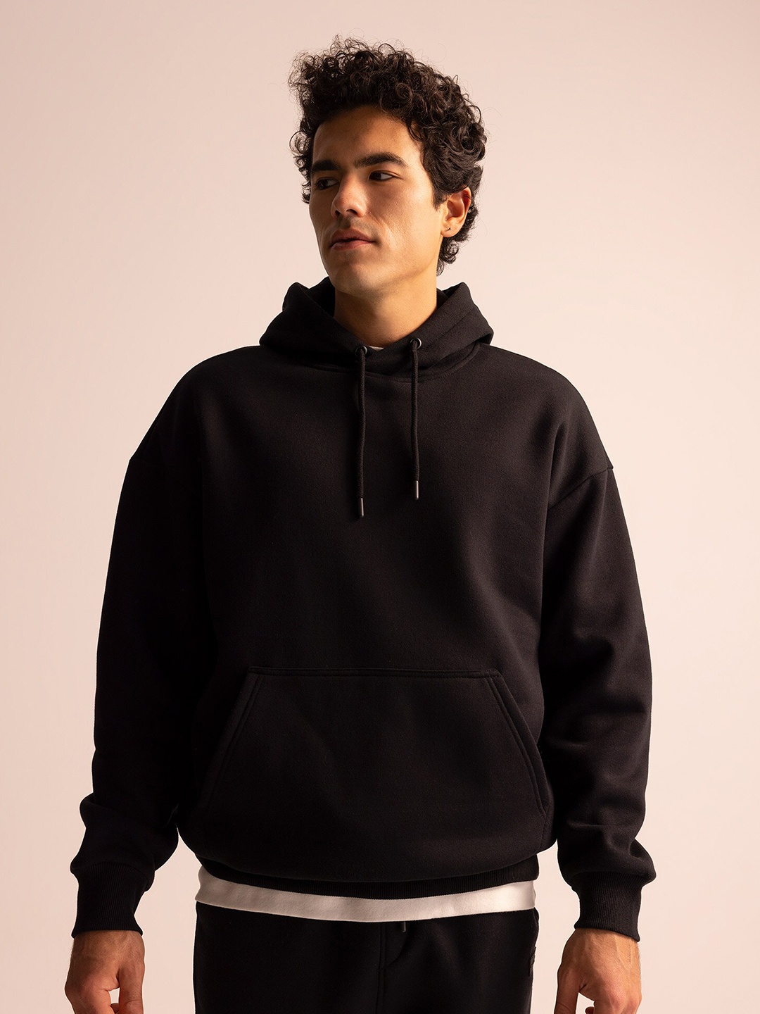 

DeFacto Long SLeeves Hooded Pullover Sweatshirt, Black