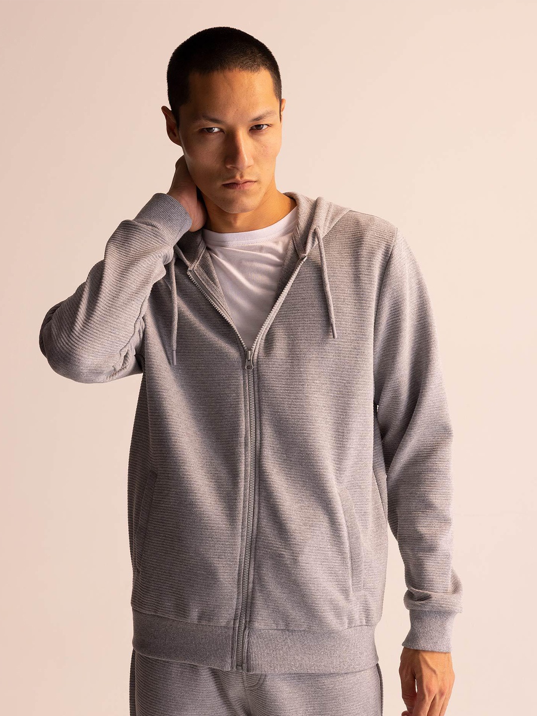 

DeFacto Self Design Hooded Sweatshirts, Grey