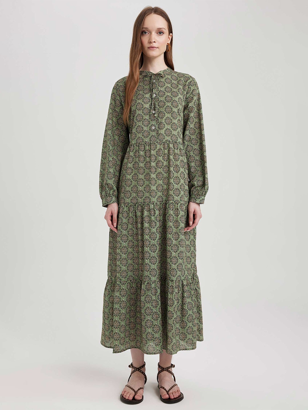 

DeFacto Floral Printed Cuffed Sleeves Pure Cotton A-Line Midi Dress, Green