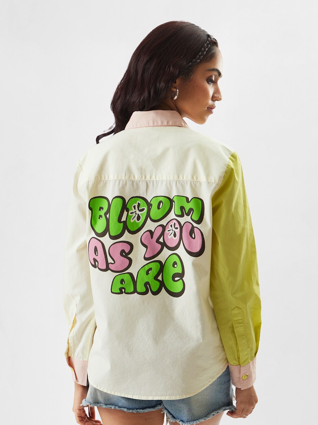 

The Souled Store Yellow Relaxed Colourblocked Spread Collar Regular Fit Cotton Shirt