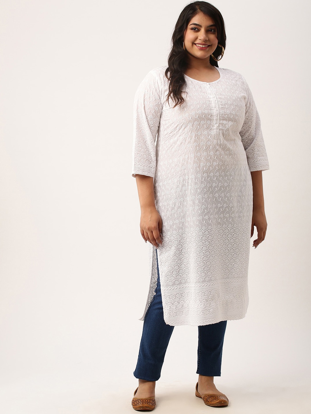 

Zola Plus Size Floral Embroidered Chikankari Round Neck Regular Fit Pure Cotton Kurta, White