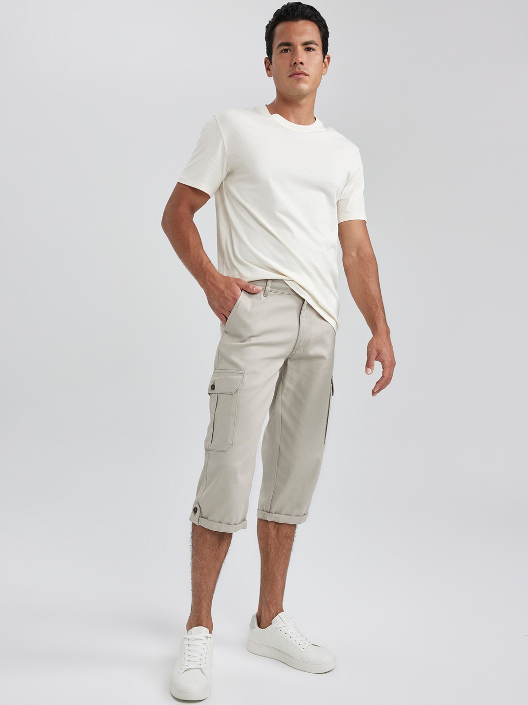 

DeFacto Men Cotton Cargo Shorts, Na