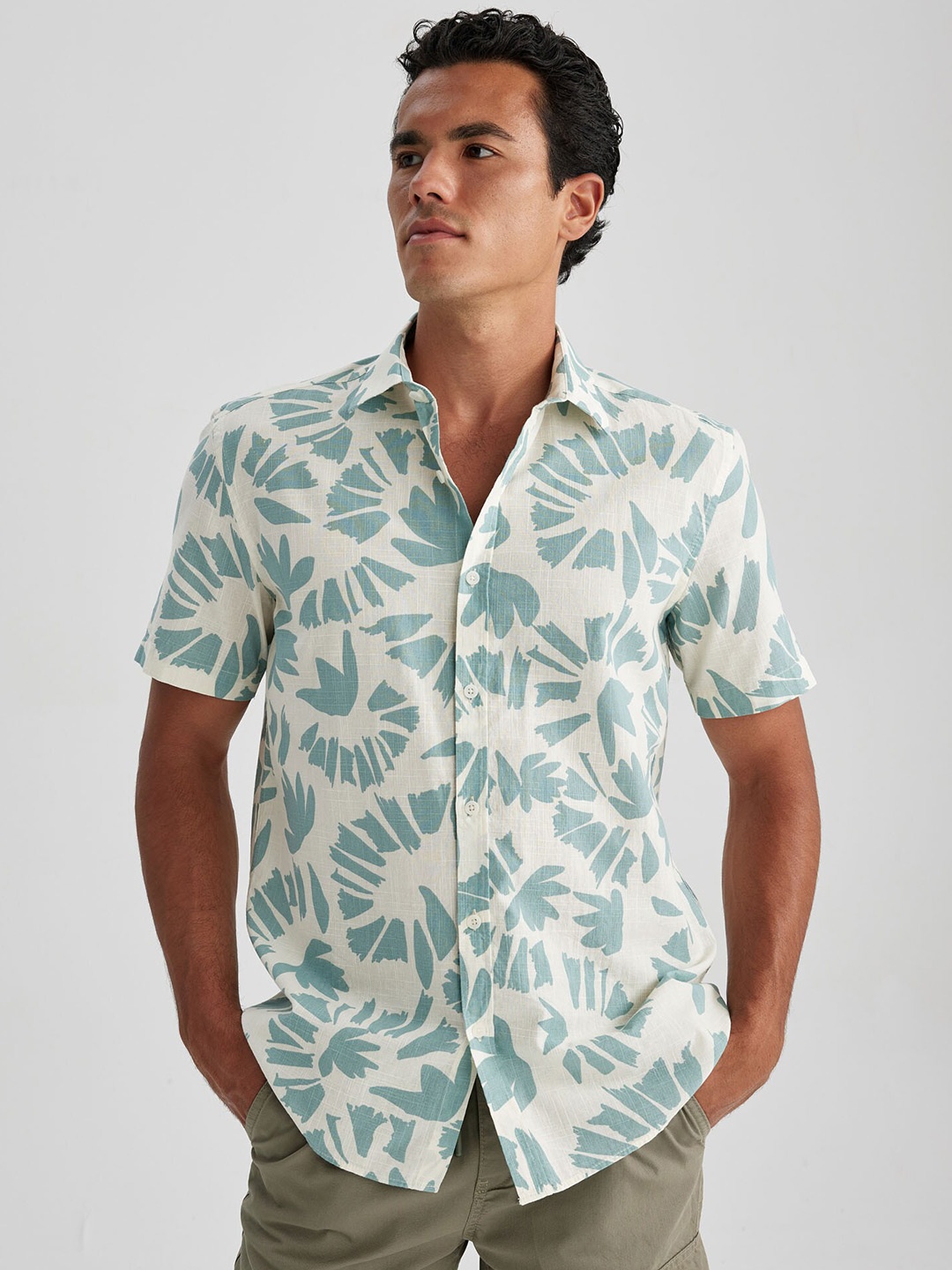 

DeFacto Abstract Printed Cotton Casual Shirt, White