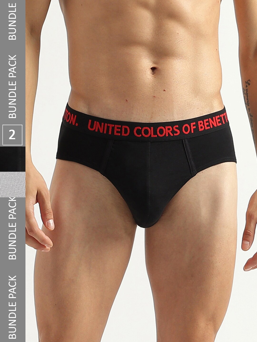 

United Colors of Benetton Pack Of 2 Low-Rise Basic Briefs 23P3MENUC141I901XL, Black