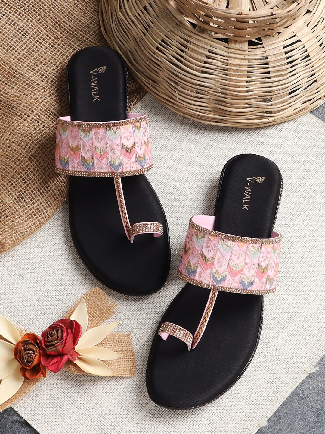 

V-WALK Embellished One-toe Flats, Pink