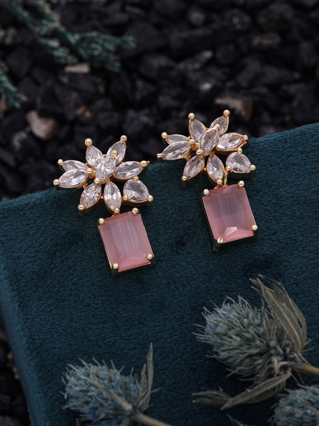 

Brado Jewellery Contemporary Studs Earrings, Gold
