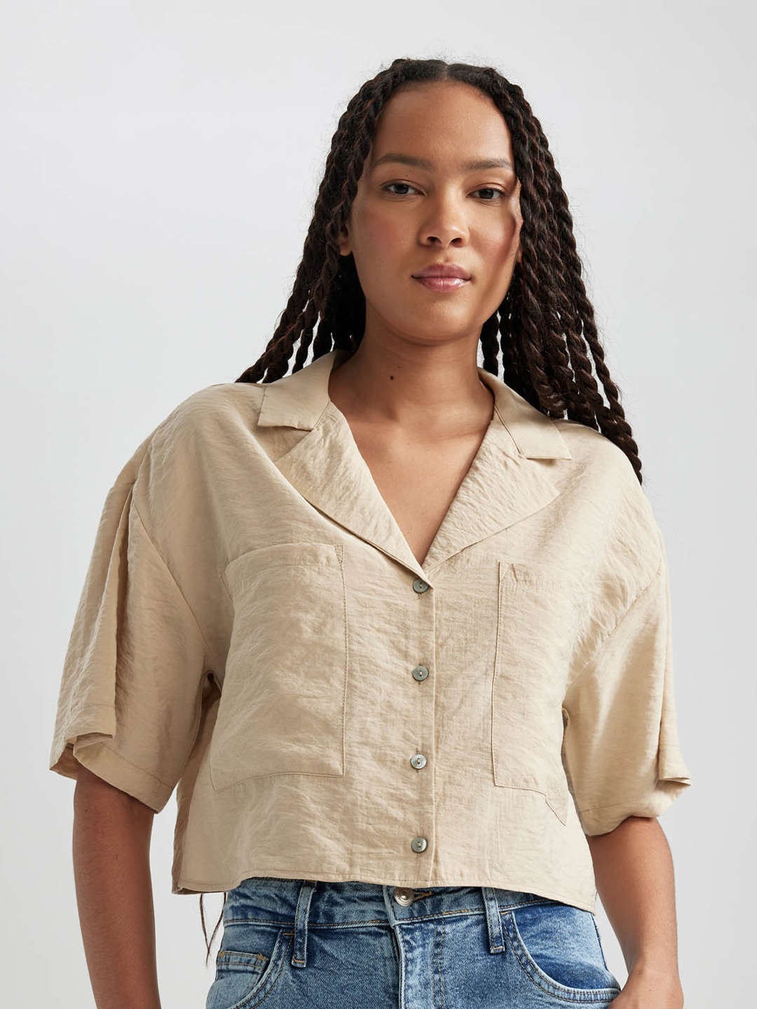 

DeFacto Cuban Collar Casual Crop Shirt, Beige