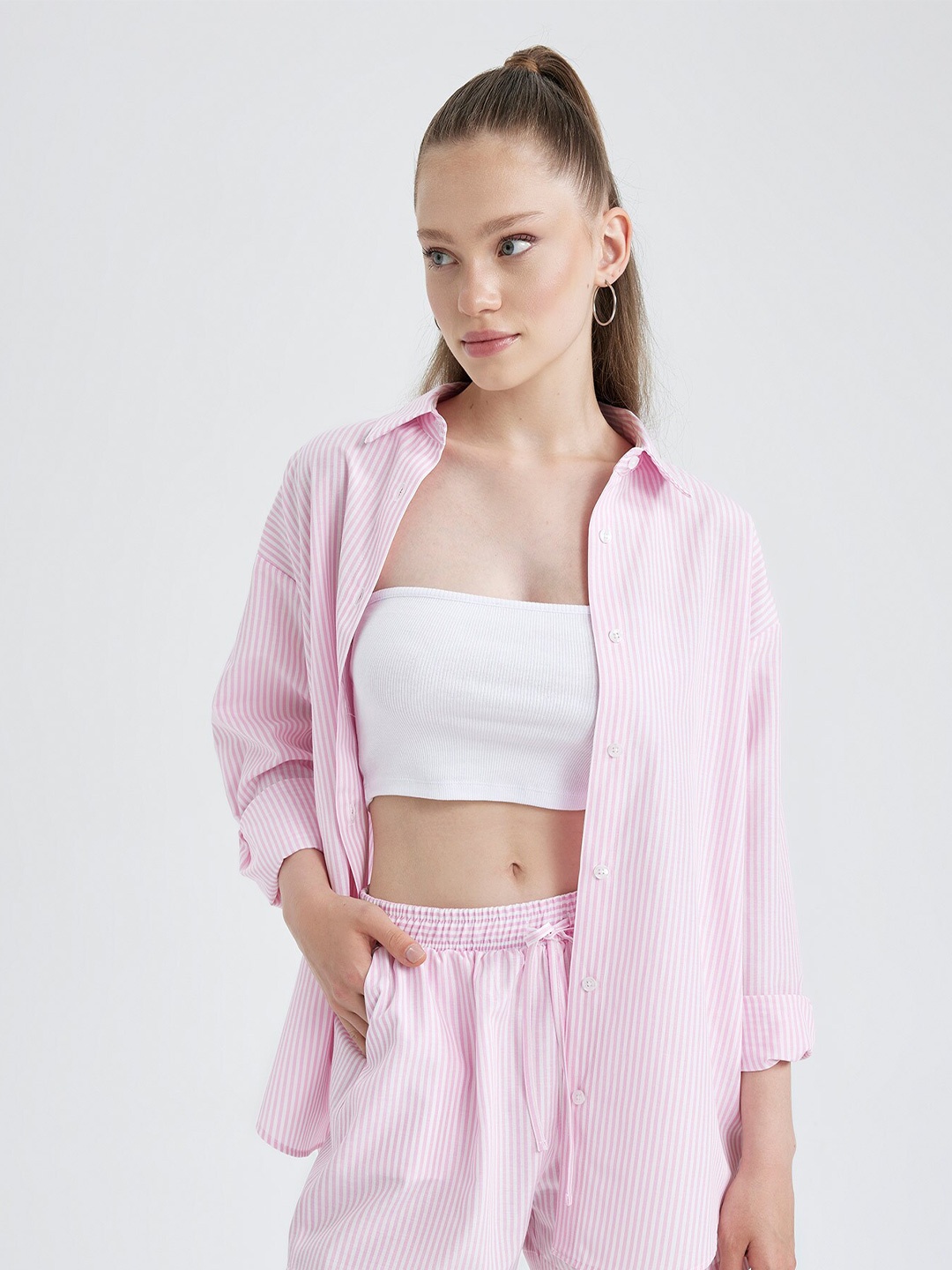 

DeFacto Striped Regular Fit Casual Shirt, Pink