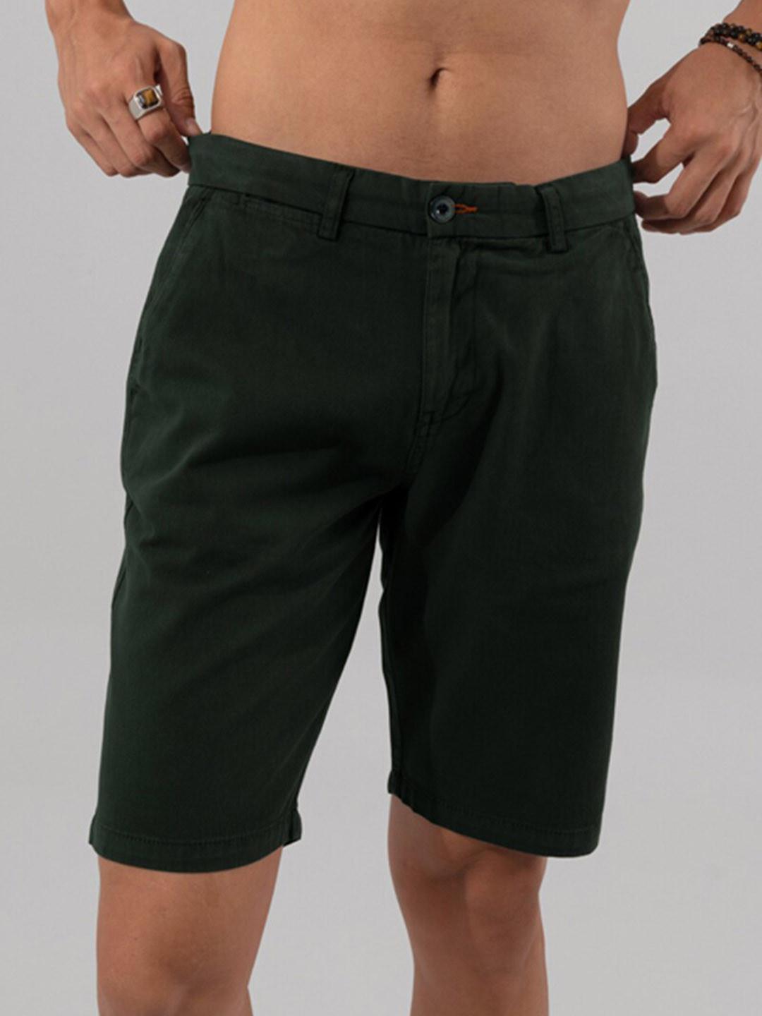 

Snitch Men Olive Green Mid-Rise Cotton Regular Shorts