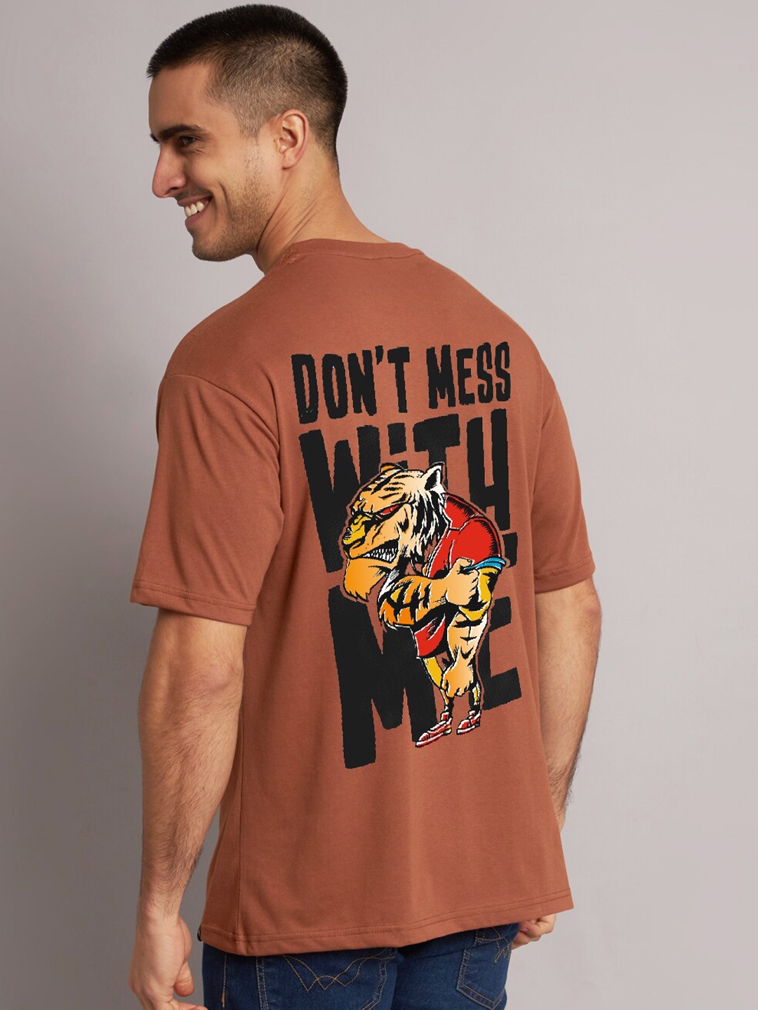 

The Modern Soul Typography Printed Oversize Fit T-shirt, Coffee brown