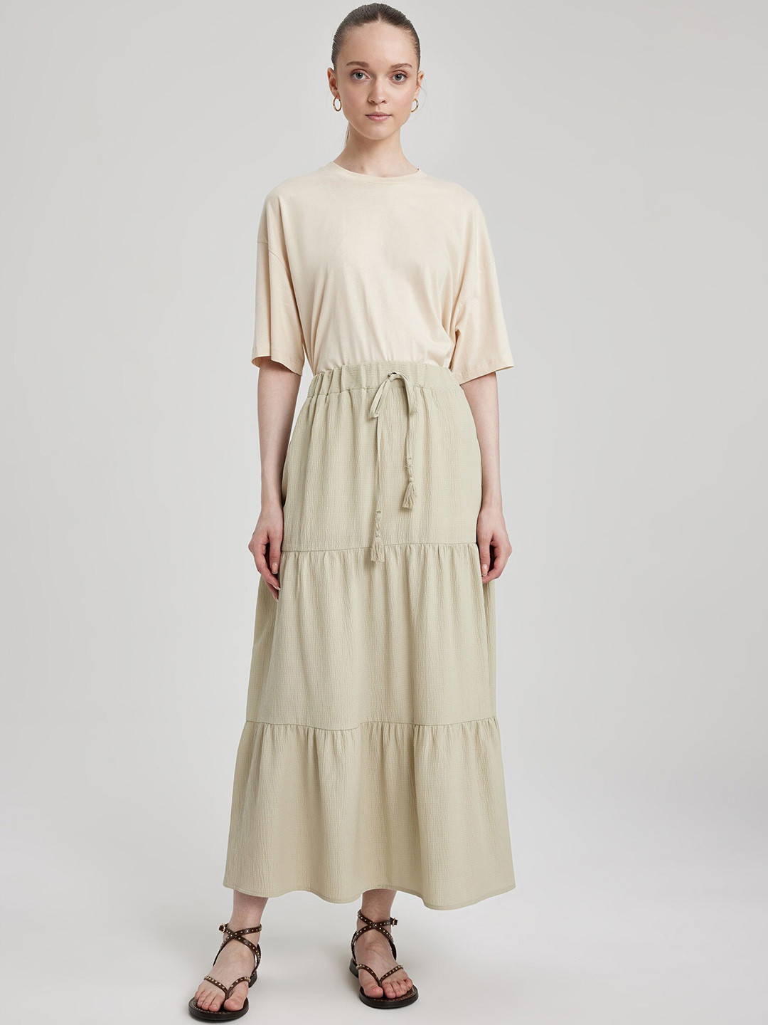 

DeFacto Flared Maxi Skirt, Green