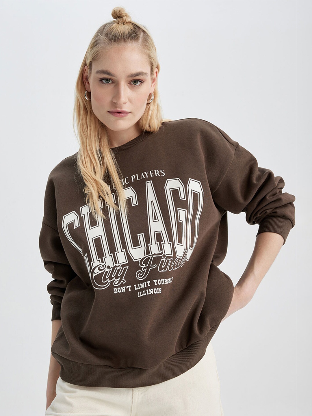 

DeFacto Women Typography Printed Pullover Sweater, Brown