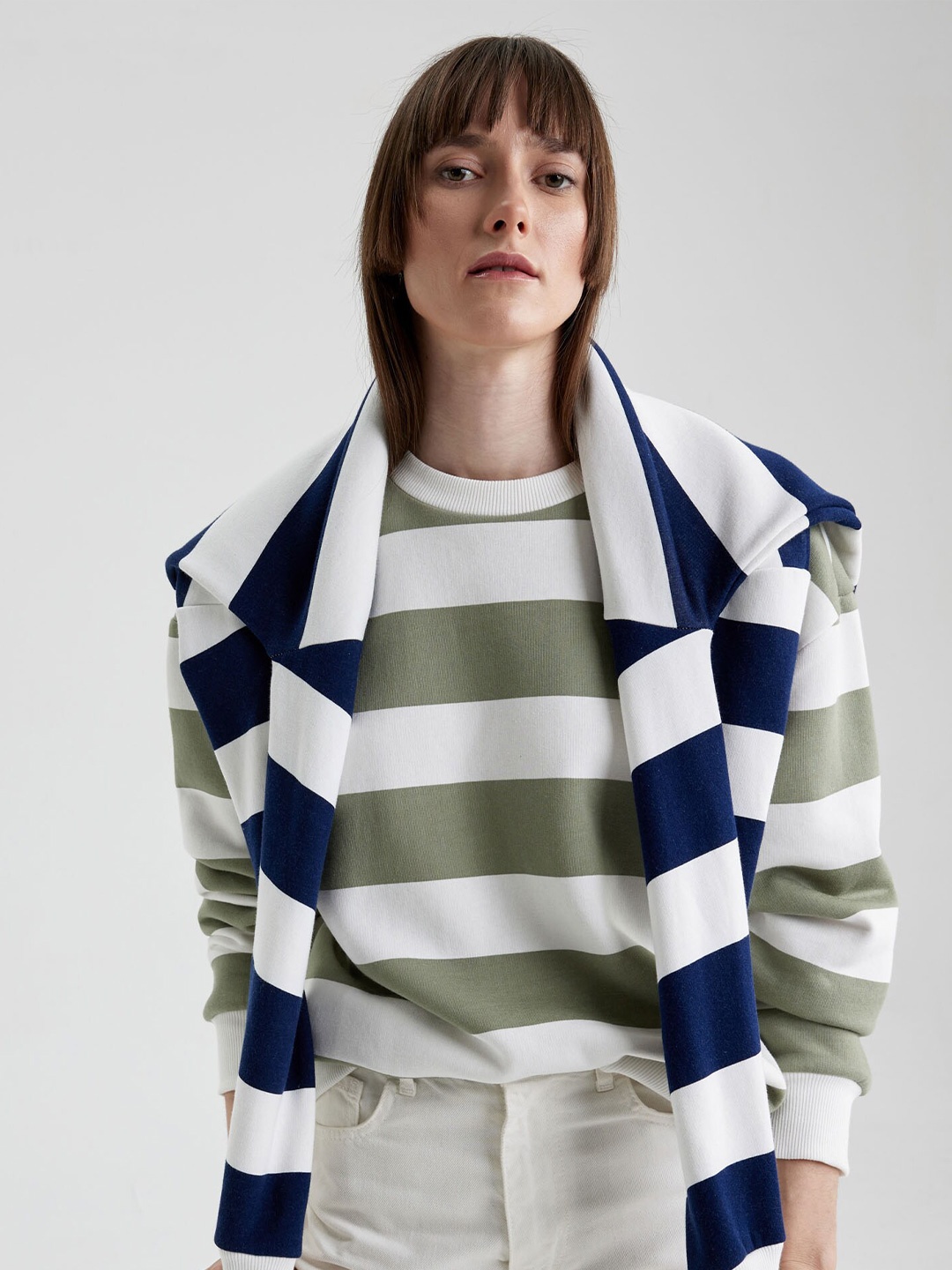 

DeFacto Striped Pullover Sweatshirt, White