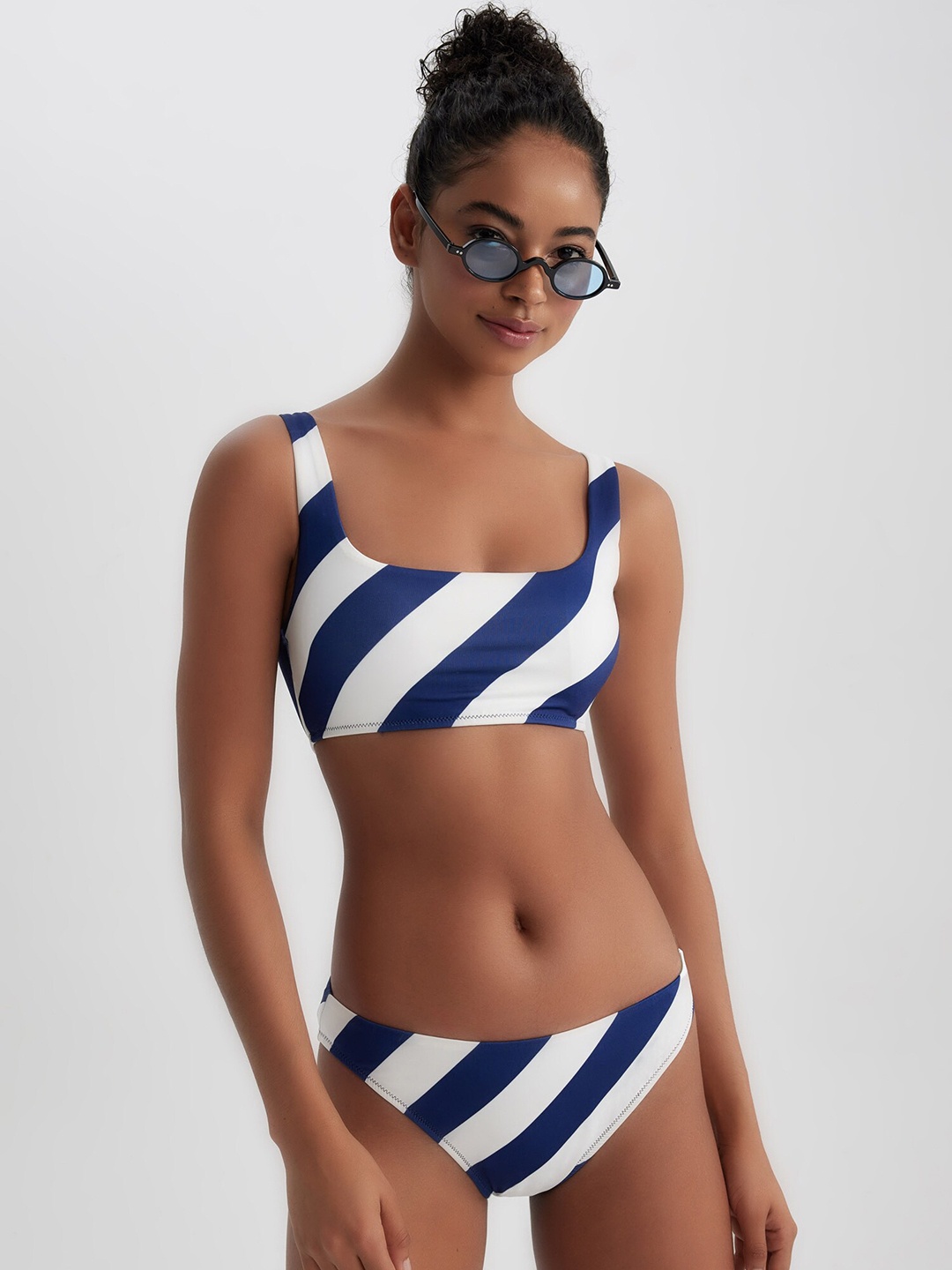 

DeFacto Striped Swim Briefs, Blue