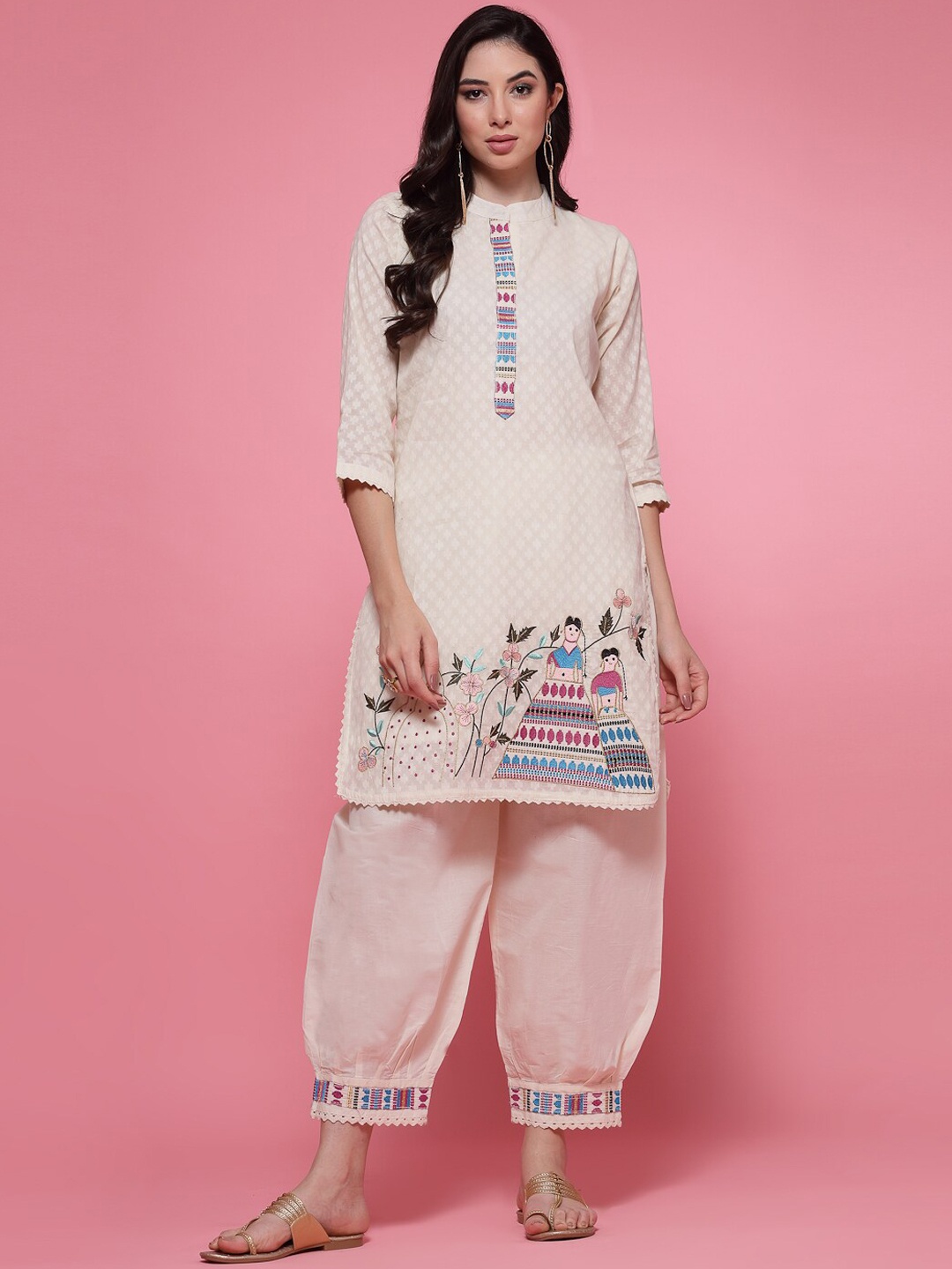 

Clora Embroidered Abstract Mandarin Collar Pure Cotton Kurta With Salwar, Off white