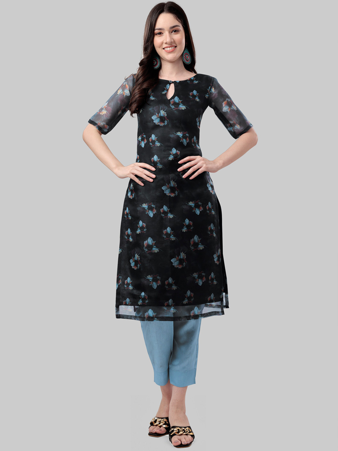 

KALINI Floral Printed Keyhole Neck Straight Kurta with Trousers, Black