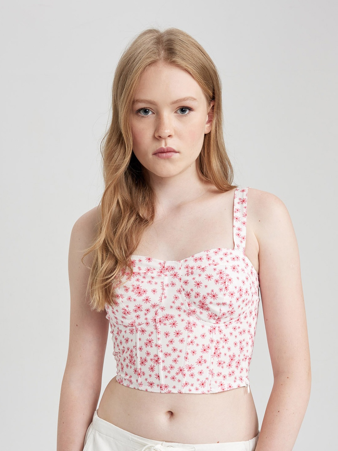 

DeFacto Floral Printed Sweetheart Neck Pure Cotton Crop Top, White