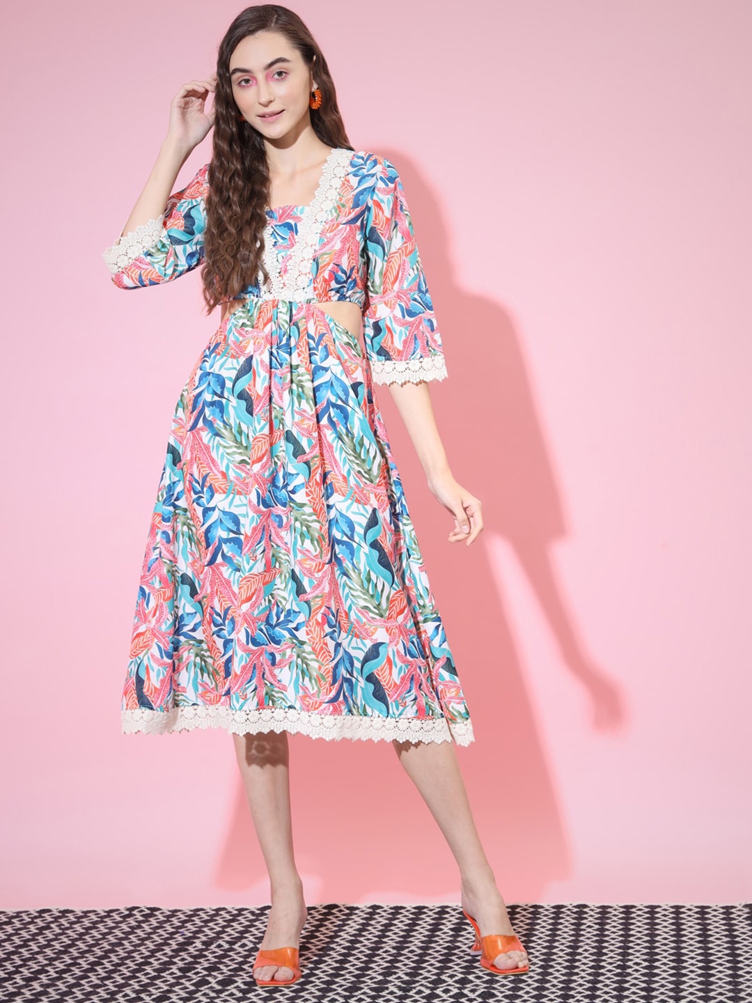 

Myshka Floral Printed V-Neck Lace Inserts Fit & Flare Midi Dress, Blue
