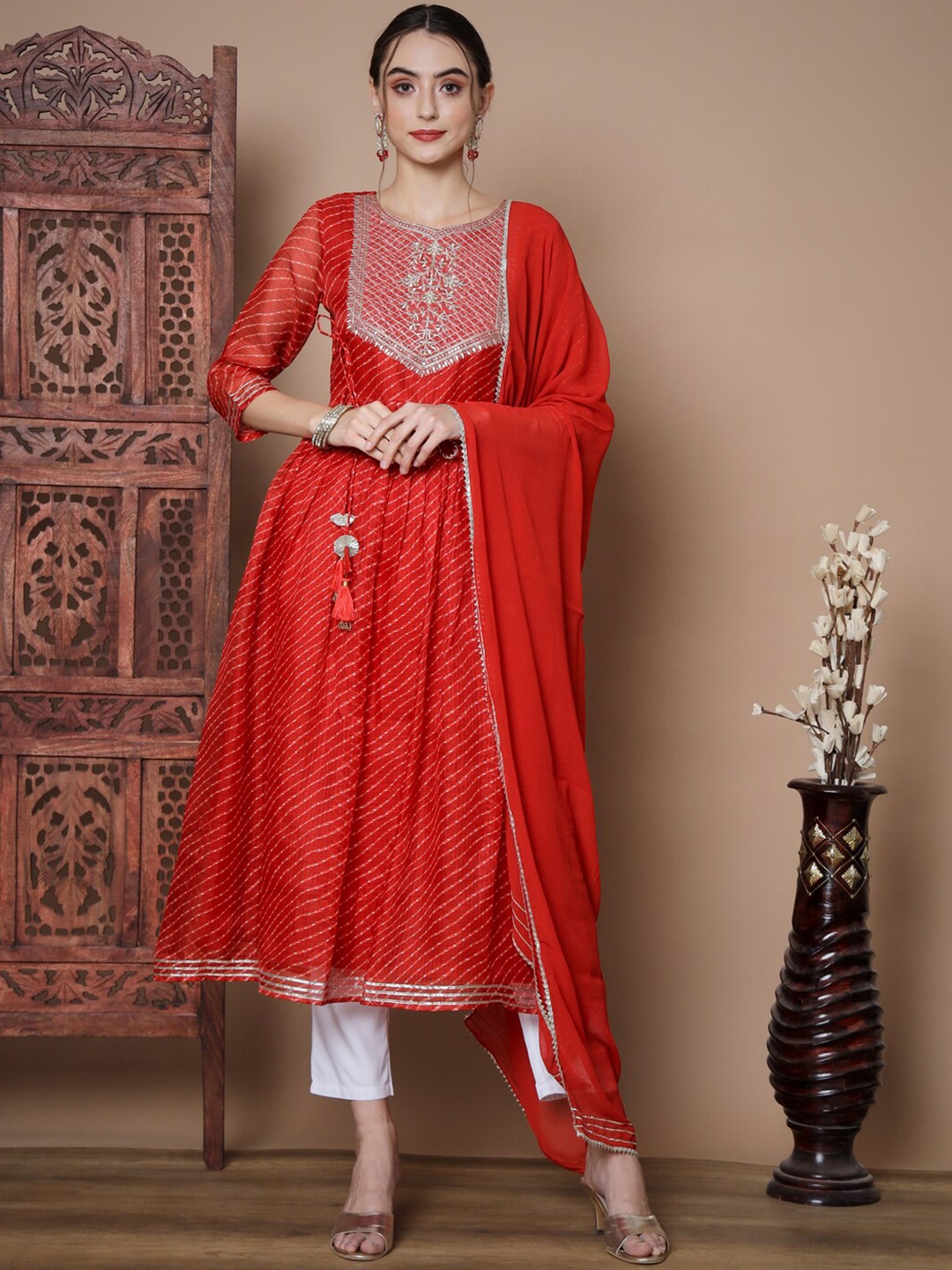 

Myshka Leheriya Printed Sequinned Yoke Design Kurta With Trousers & Dupatta, Red