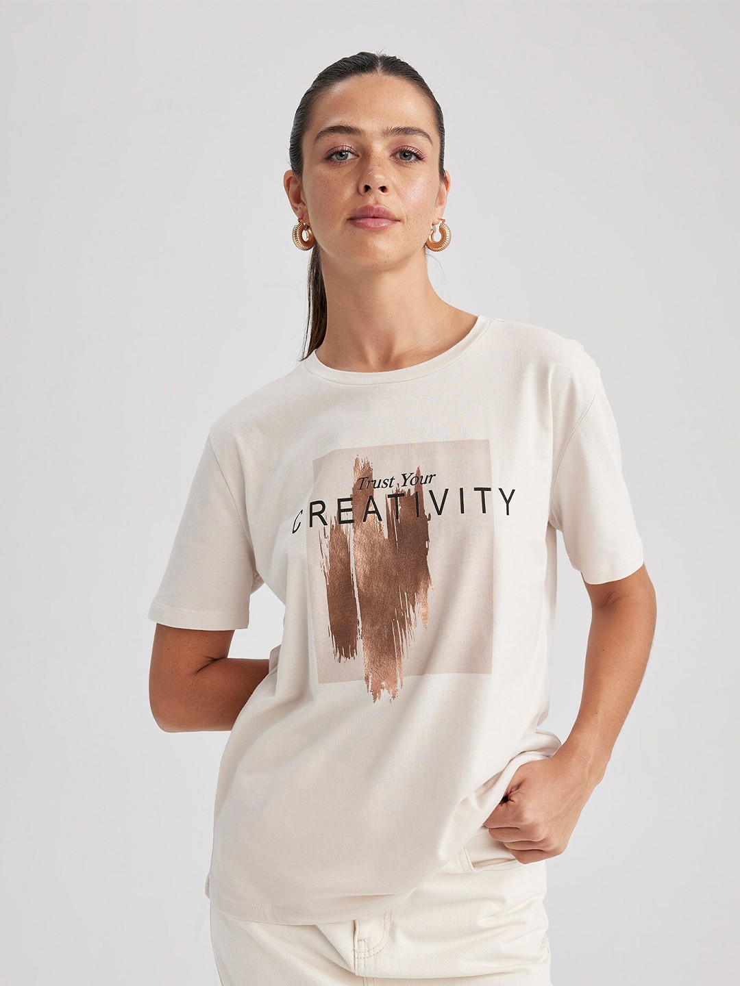 

DeFacto Typography Printed Pure Cotton T-shirt, Beige