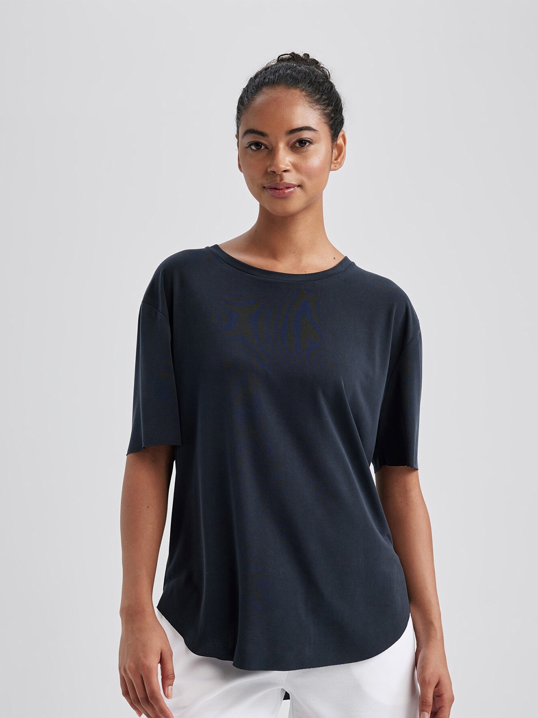 

DeFacto Drop Shoulder Sleeves Round Neck Oversized T-shirt, Navy blue