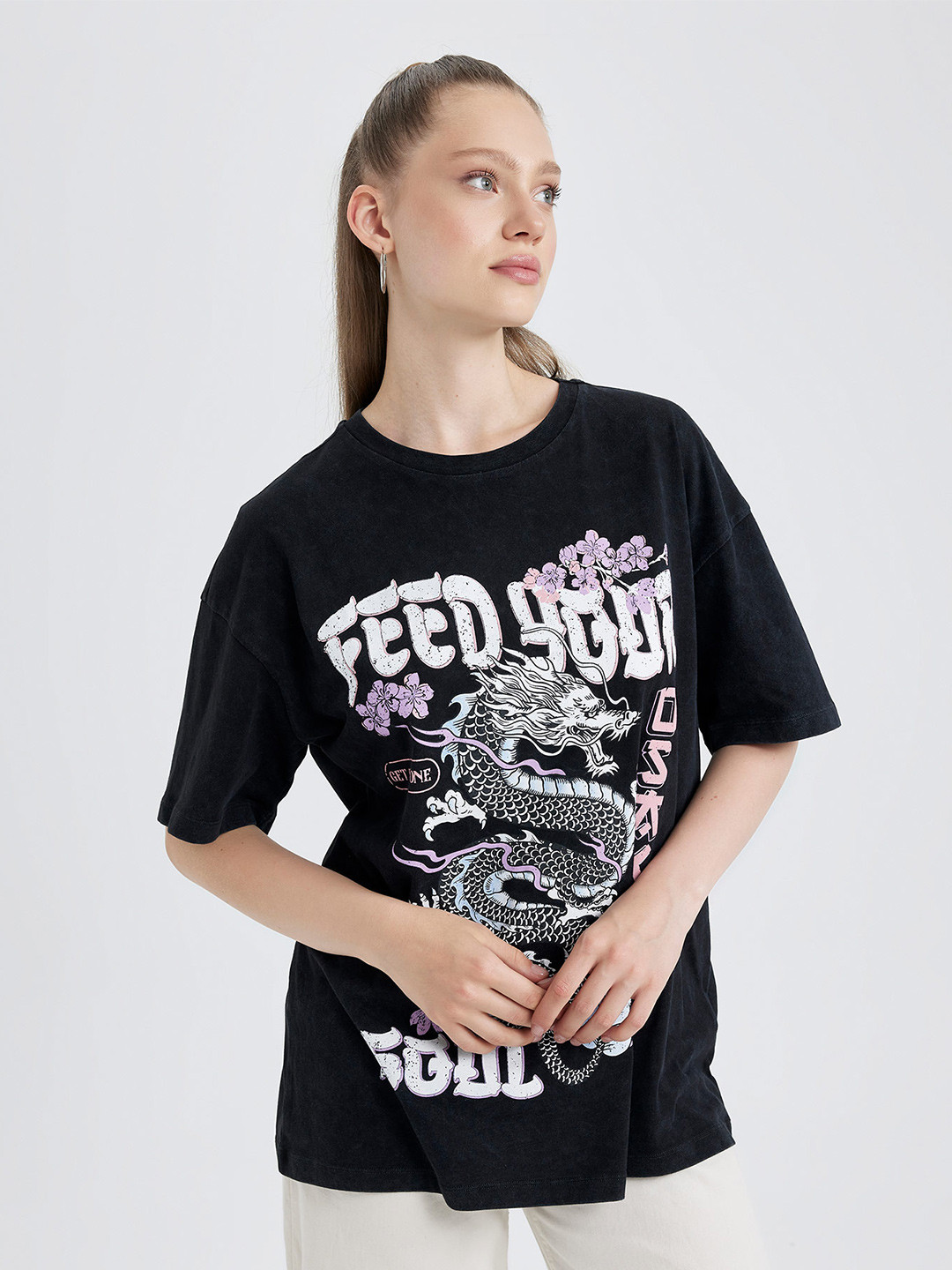 

DeFacto Typography Printed Pure Cotton Longline T-shirt, Black