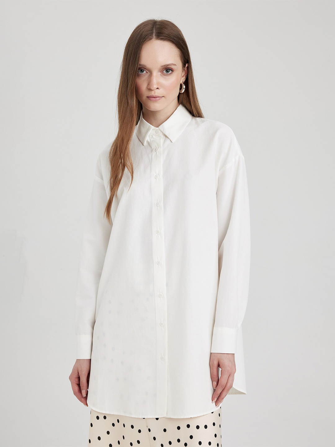 

DeFacto Spread Collar Longline Casual Shirt, White