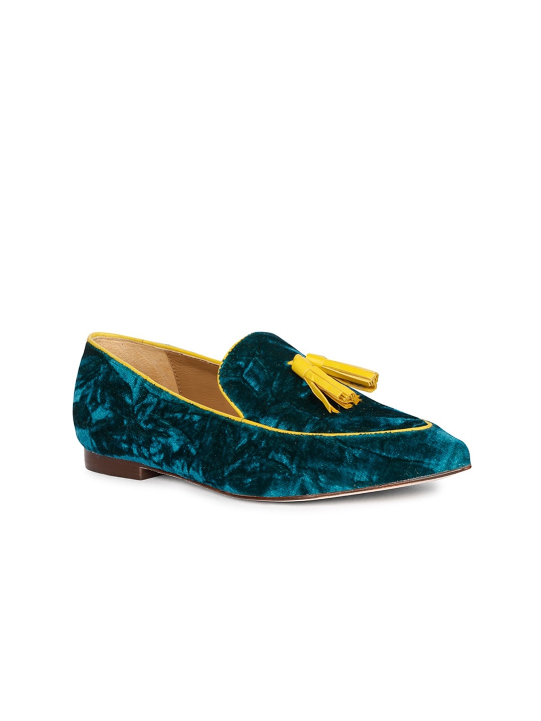 

Saint G Women Pointed Toe Velvet Tassel Loafers, Green