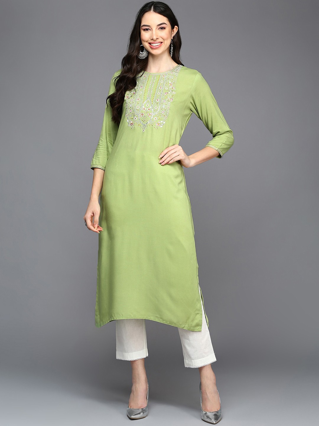 

AHIKA Green Floral Embroiderde Kurta