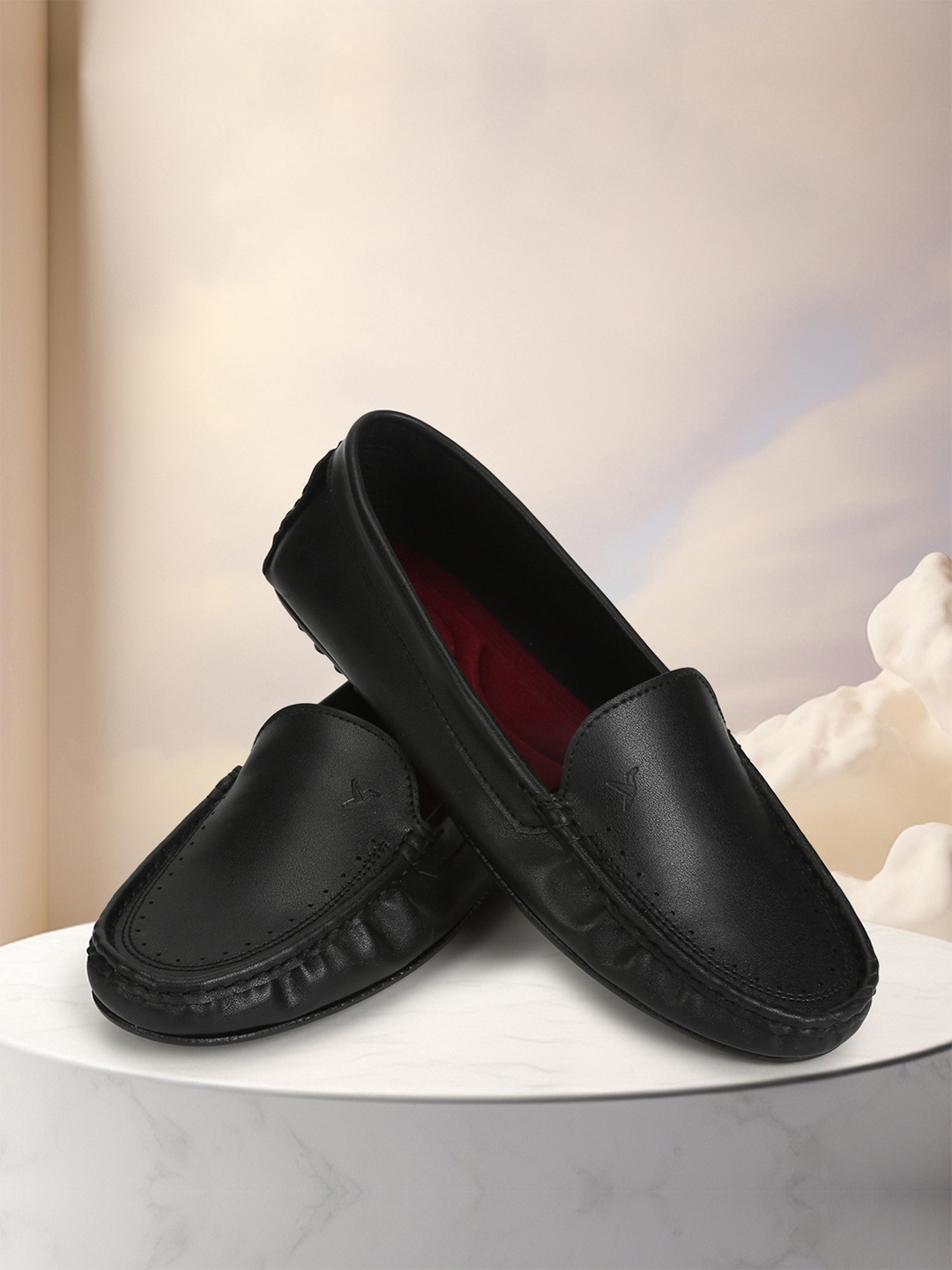 

yoho Women Comfort Insole Flexible Anti-Skid Loafers, Black