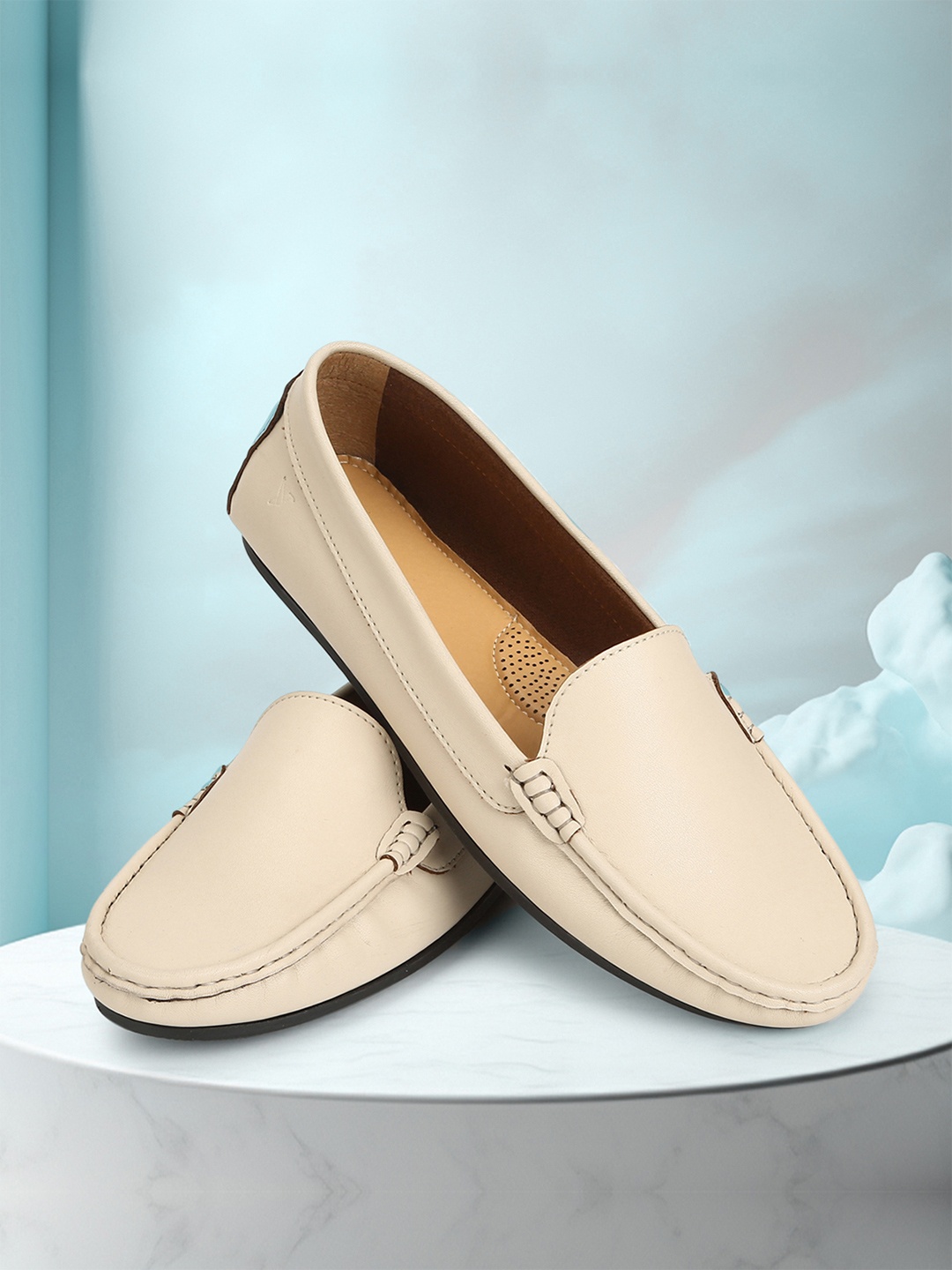 

yoho Women Comfort Insole Comfort Insole Basics Anti-Skid Sole Loafers, Beige