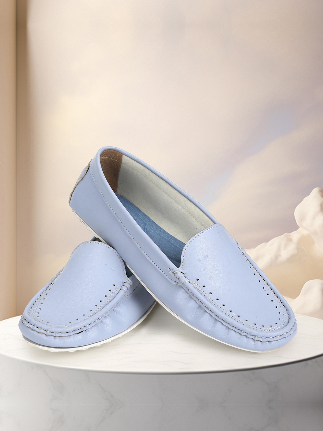 

yoho Women Bliss Comfort Insole Comfort Insole Basics Anti-Skid Sole Loafers, Blue
