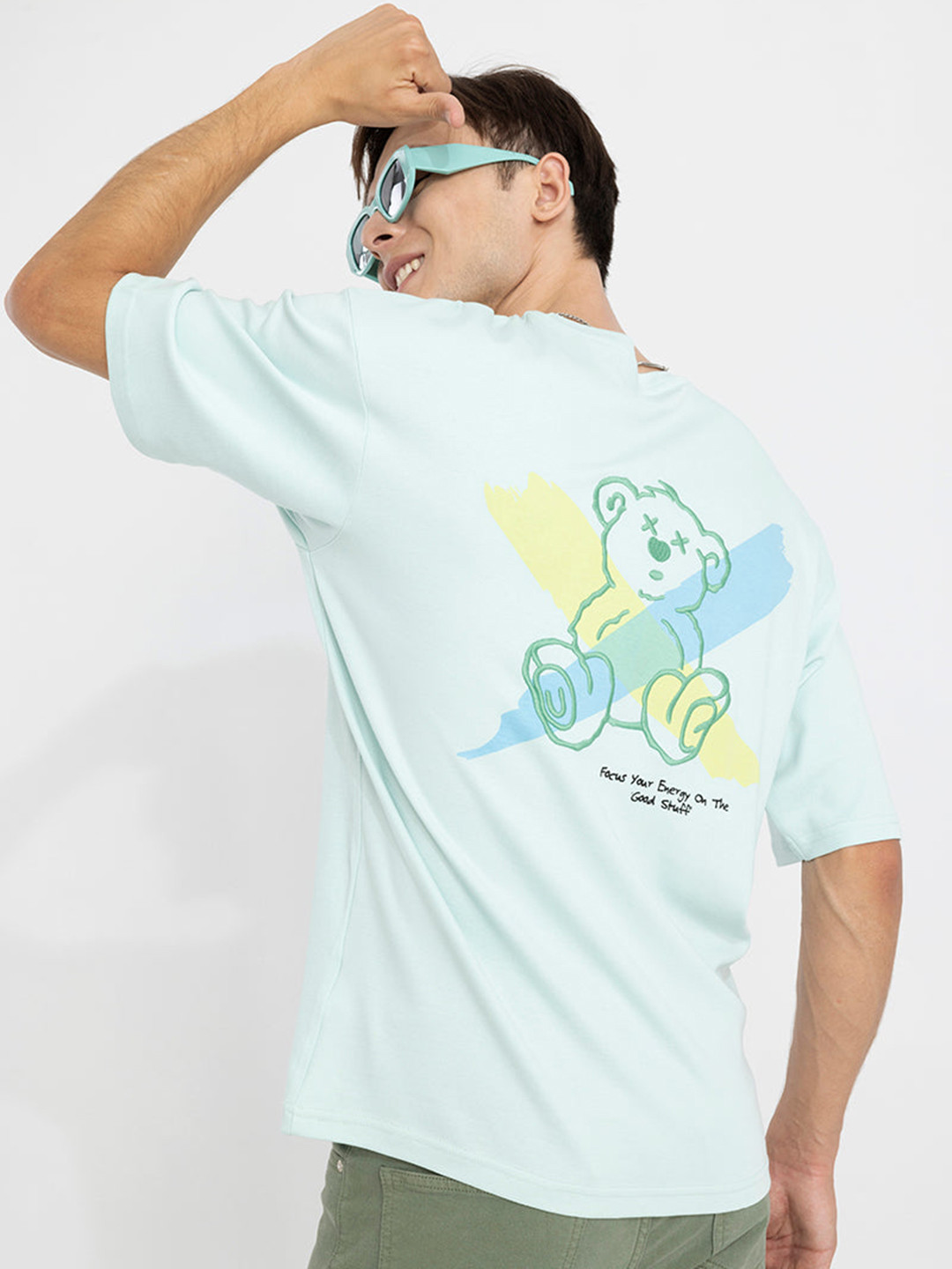 

Snitch Blue Graphic Printed Drop-Shoulder Sleeves Cotton T-shirt